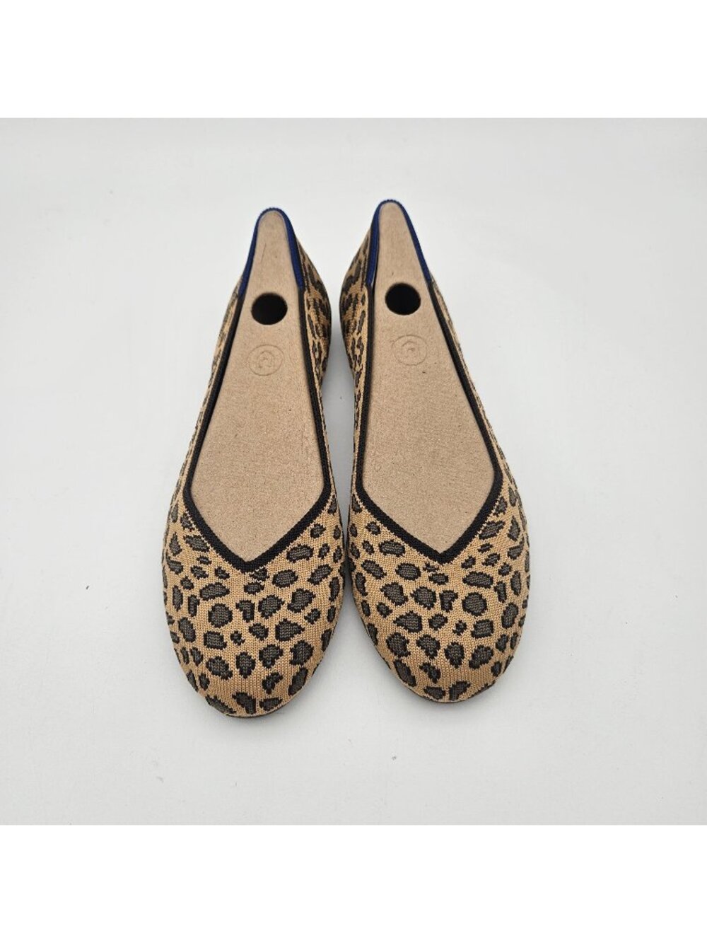 Rothys The Flat Spotted Leopard Round Toe Slip On Flats Womens Size 7 NEW